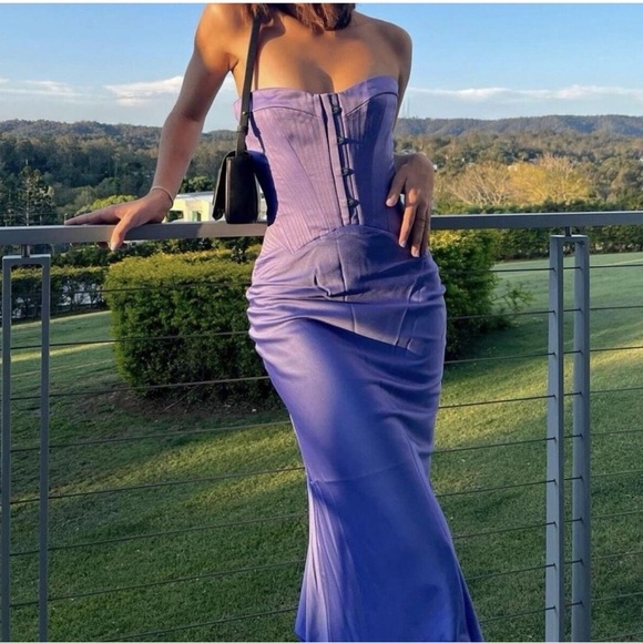 House of CB Imogen Corset Dress in Periwinkle - Picture 1 of 8